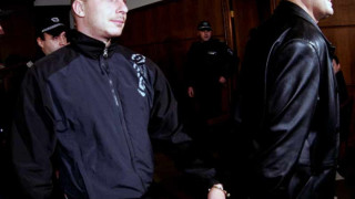 Адвокат брани Пръча пет часа и половина