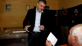 Калфин иска шах в училище