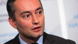 Младенов: Плевнелиев да отзовава дипломатите с досиета