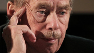 Светът се прощава с Вацлав Хавел