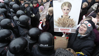 Тимошенко няма да оспорва решенията на съда 