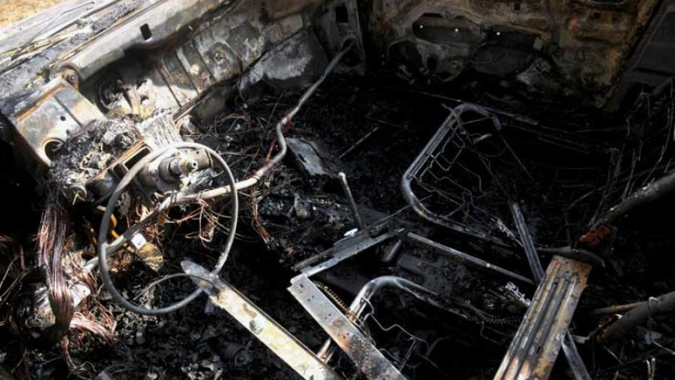 Запалиха две коли на новозагорски бизнесмен | StandartNews.com