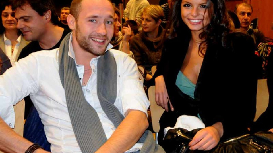 Дарин Ангелов с гадже за ЧНГ | StandartNews.com
