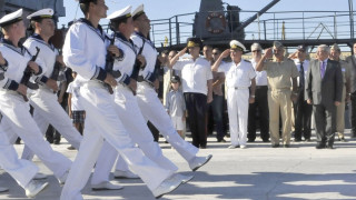 Преназначават 500 съкратени военни моряци
