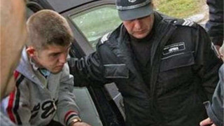 Джунейт призна: Да, убих майка си и братчето