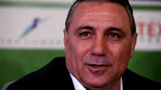 Трети "петел" се приюти при Стоичков