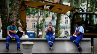 Словенци измамиха 25 наши строители
