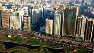 Шейховете правят чистка в двореца
