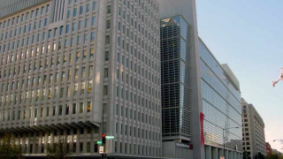 СБ намали прогнозата за глобалия икономически ръст