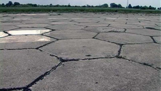 Немци взимат наши летища и пристанища