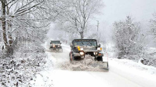Код жълто: Сняг затрупва обилно 12 области