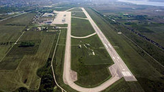 Тестват новата настилка на Летище Варна
