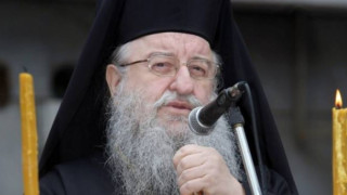Гръцки владика: Ще превземем Македония с 5 танка за 20 минути