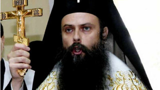 Владици се дърпат от покаяние