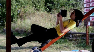 Учиш вкъщи, вземаш диплома от Острова