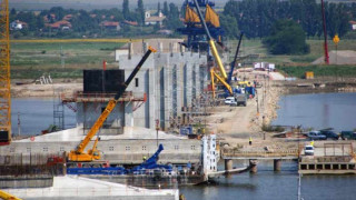 Теглим заем от 50 млн. лв. за строежа на Дунав мост-2  