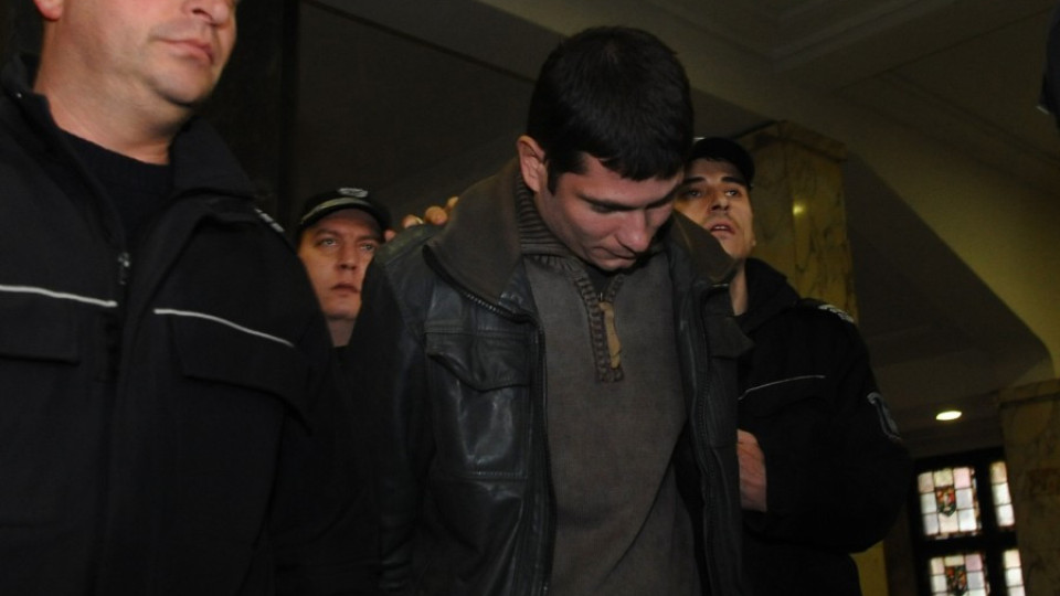 Подпалвачът Ковачки потроши килията в 7 РПУ | StandartNews.com