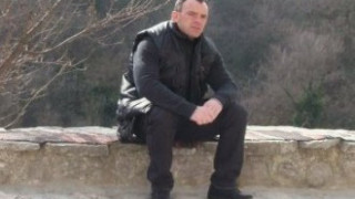 Наказаха трима полицаи за самоубийството на Чочо