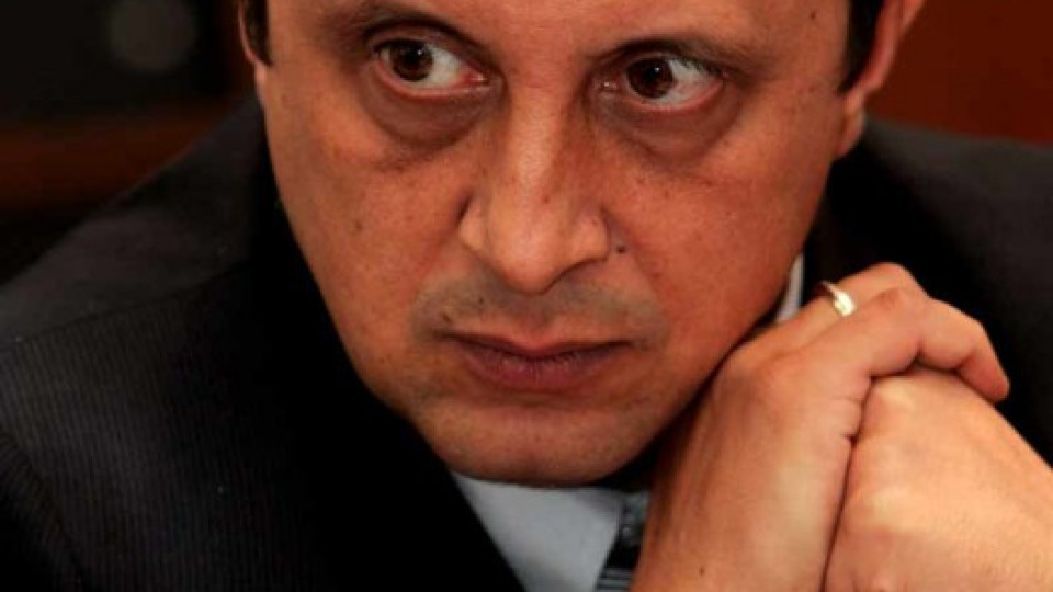 До две седмици сезират КС за указа на Първанов | StandartNews.com