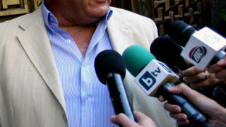 Глобяват Ваньо Танов за издаване на тайна