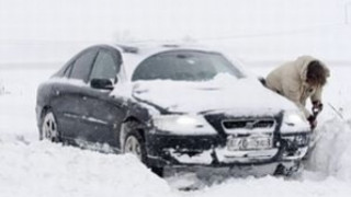 Швед оцеля след 2 месеца под сняг в автомобила си