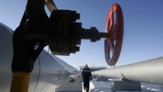 ДСБ: "Газпром" да свали цените с 10%