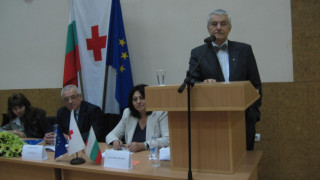 БЧК става партньор на възрастните хора и децата
