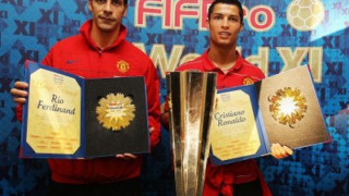 Рио Фърдинанд и Роналдо се забавляват пред камера