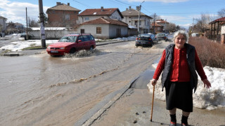 Преливащи язовири вдигнаха на крак кризисния щаб в Хасково