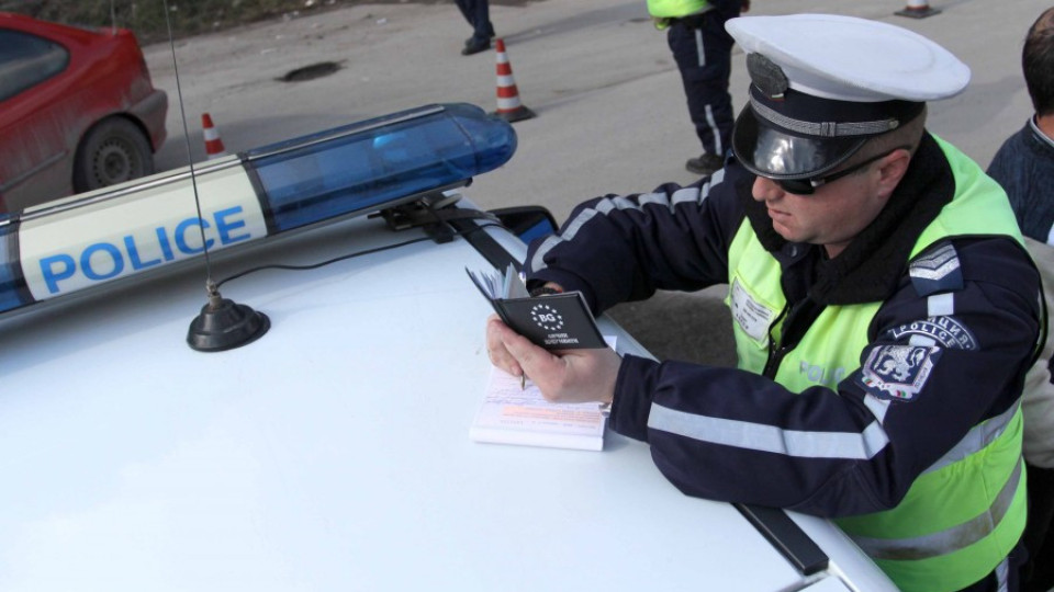 Хванаха българския Брад Пит с крадена кола | StandartNews.com