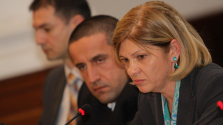 Караджова: Спестихме 150 хиляди от бонуси