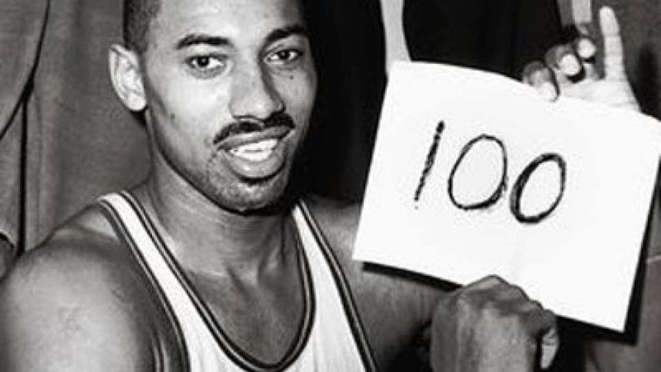 Преди 50 г. Уилт Чембърлейн вкара рекордните 100 т. в НБА | StandartNews.com