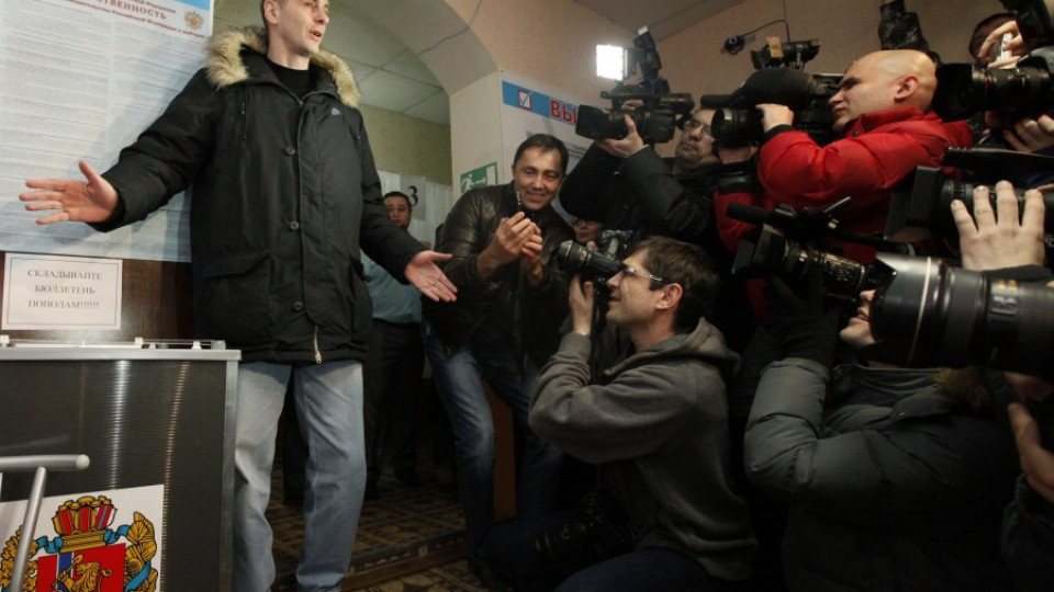 Прохоров гласува с частния си самолет | StandartNews.com