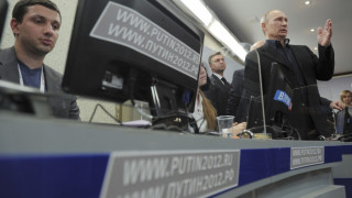 Путин подава ръка на Прохоров 