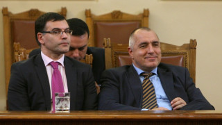 Премиерът и Дянков били доста стиснати
