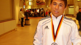 Гури аут от Евро 2012, Базан със сребро