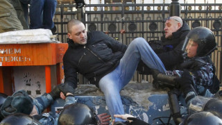 Над 10 000 протестираха срещу Путин в Москва