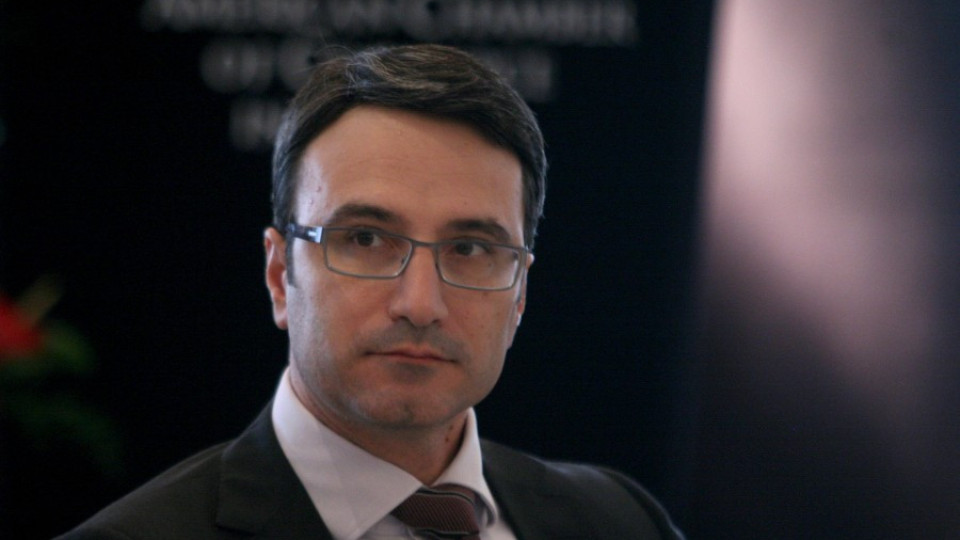 Катарският бизнес ни върза тенекия | StandartNews.com