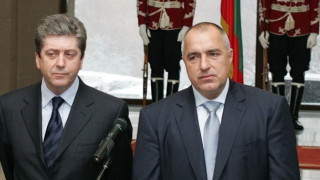 Премиерът прати на Първанов поздрави от емира на Катар