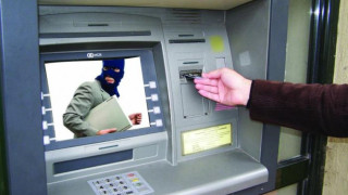 Нашенец лежи 6 г. в US затвор за 400 бона от банкомати 