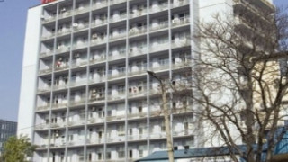Лекари се борят за живота на момиче, ранено в катастрофа