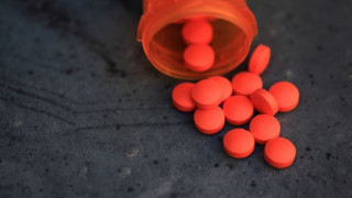 Хлапе изгълта 40 хапчета за кръвно