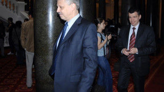 Пуснаха Драшков под съпровода на Чакърдъкова