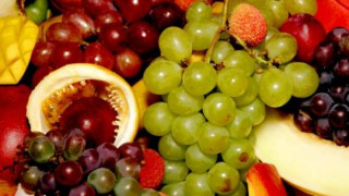 Праскови и грозде поскъпват