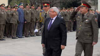 Армията най-примамлива с 1571 лева заплата
