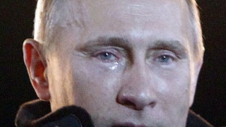 Путин сред маргаритки и с пиленце