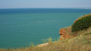 Букурещ захапа морето заради търг за газ