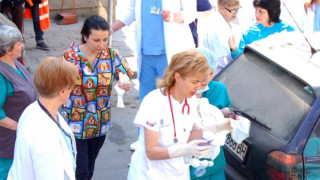 Бебе се роди в кола пред "Шейново"