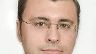 Добрев уволни шефа на Български енергиен холдинг