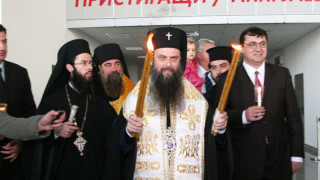Свещеният огън от Йерусалим идва на Велика Събота